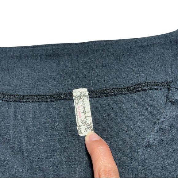 Intimately Free People Black Soft V Neck Long Sleeve Bodysuit Womens S - Picture 4 of 8